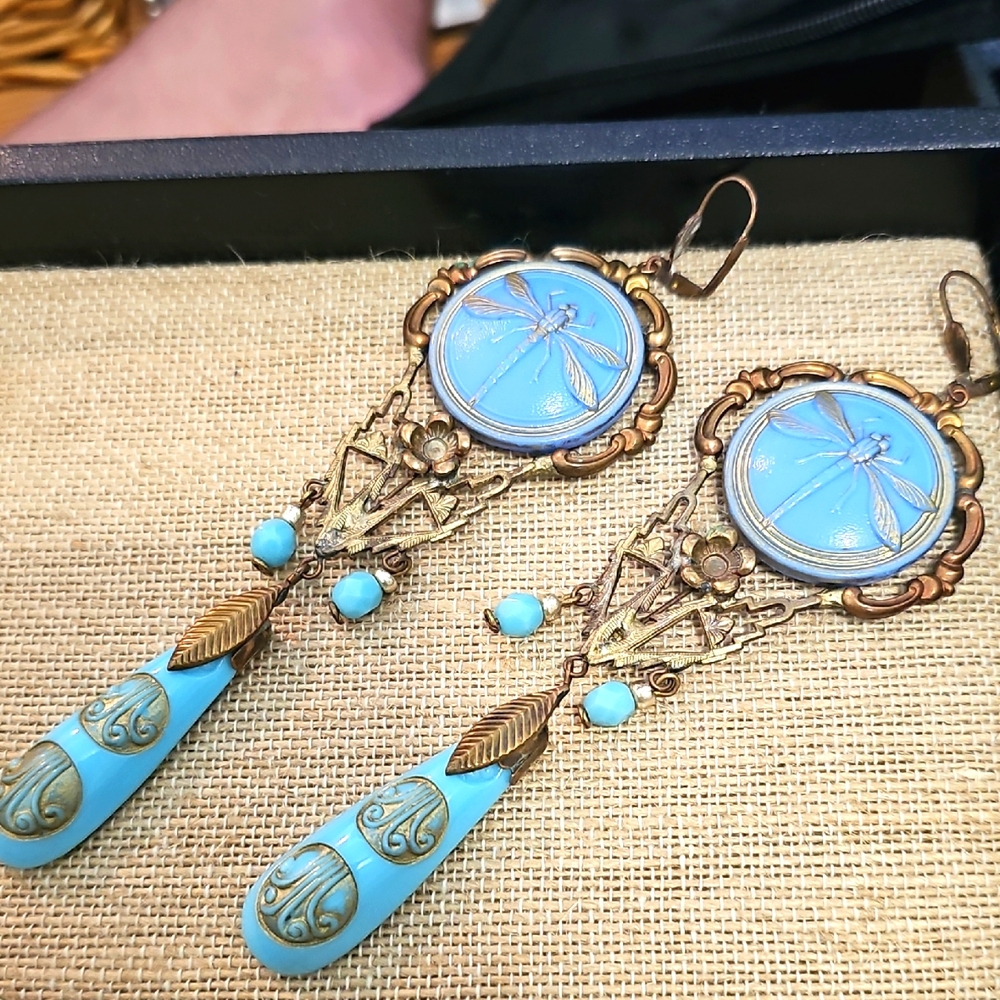 Czech Shoulder Duster Earrings